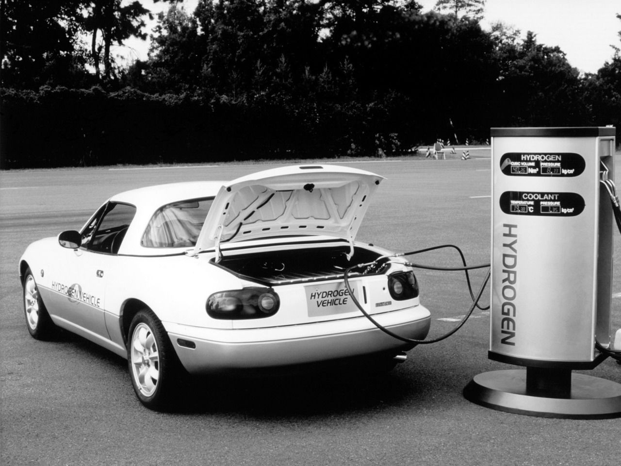 Zabudnutá história: Keď Mazda MX-5 jazdila na vodík