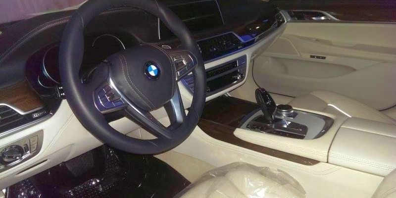 BMW má problém. Niekto predčasne nafotil novú 7