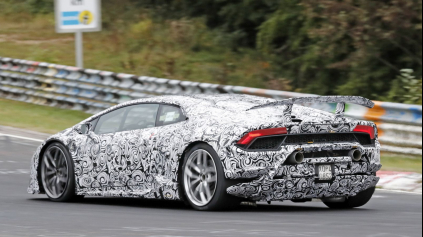 Rekord na Nordschleife už nemá hybrid, ale Lambo Huracan