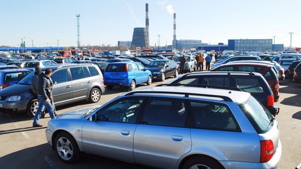 STÁVAME SA SMETISKOM? VLANI SLOVÁCI DOVIEZLI 61 500 JAZDENIEK. POLOVICA MÁ CEZ 100-TISÍC KM