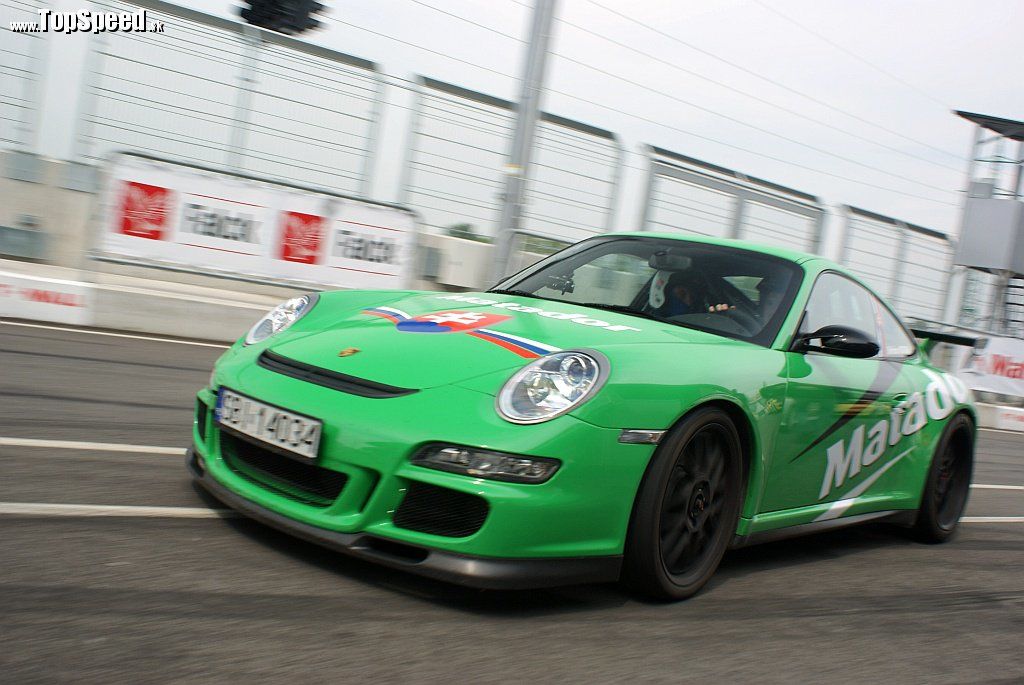 Porsche 911 GT3 RS je v Štofiho rukách naozaj pekelne rýchle auto
