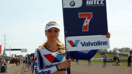 POZRITE SI BABY Z WTCC NA SLOVAKIA RINGU