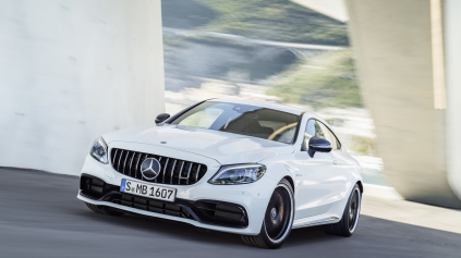 Modernizovaný Mercedes C63 AMG je skutočnou hviezdou značky