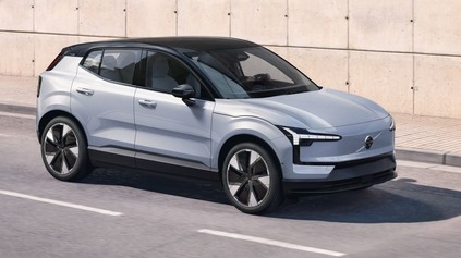 NOVÉ VOLVO EX30 MÁ SLOVENSKÉ CENY. ELEKTRICKÝ CROSSOVER ZAČÍNA OD 37 950 EUR