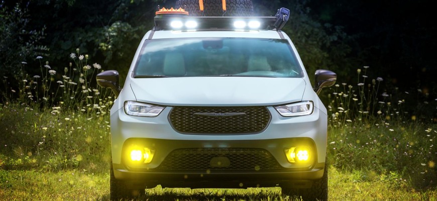 Známy výrobca ukazuje, ako zvýšiť atraktivitu minivanu. Dať mu to, čo ostatné MPV vyhubilo