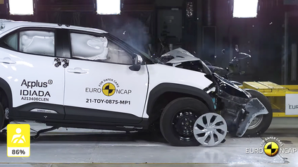 TOYOTA YARIS CROSS EURO NCAP TEST: AKO DOPADOL ZODVIHNUTÝ DERIVÁT AUTA ROKA 2021?