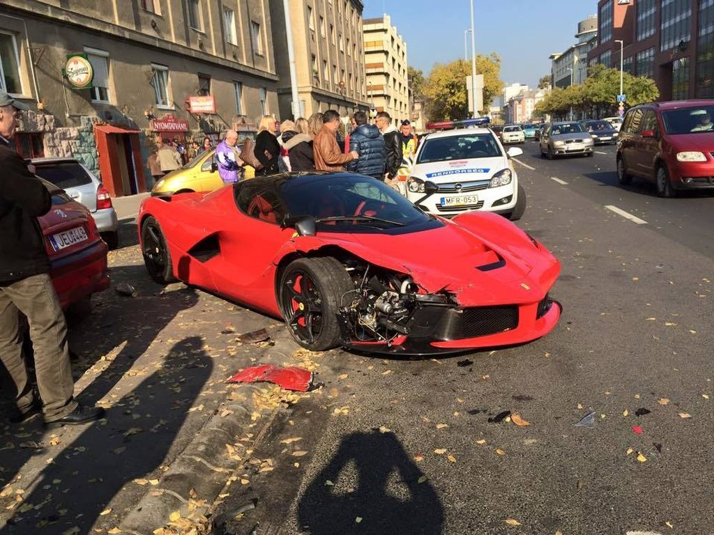 V Maďarsku nabúrali LaFerrari registrované v SR