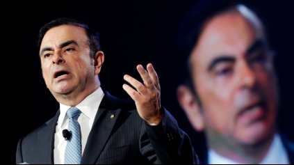 OBVINENÝ EX-ŠÉF NISSANU CARLOS GHOSN, UTIEKOL. RÓDEO ZAČÍNA