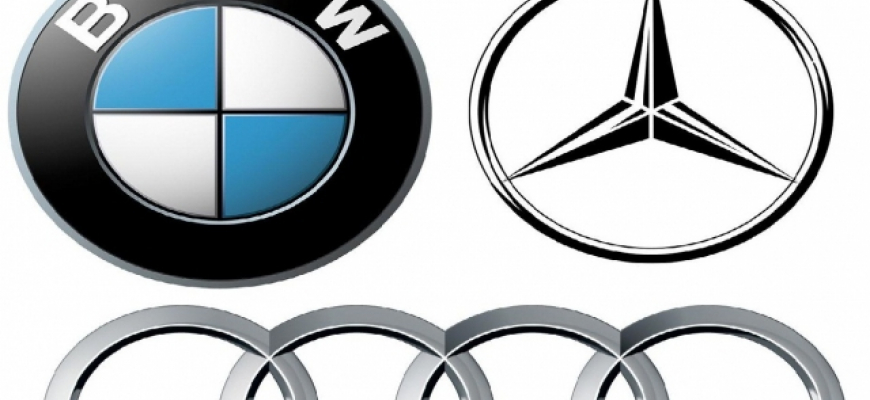 Boj medzi BMW, Audi a Mercedesom pokračuje. Audi útočí peniazmi