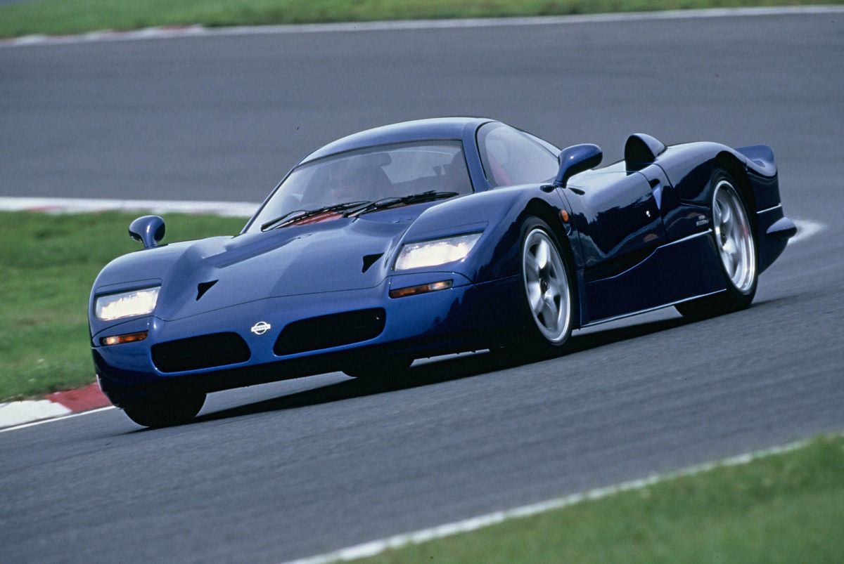 Nissan R390 GT1