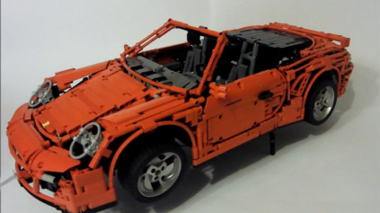 MÁTE RADI LEGO A PORSCHE? TAK SA DRŽTE A POZERAJTE!