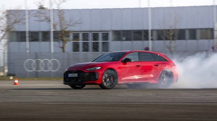 KONIEC QUATTRO AKO HO POZNÁME? MODEL RS 5 MÁ REVOLUČNÚ ZADNÚ NÁPRAVU