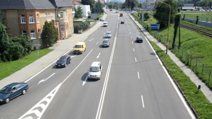 Kvalitné cestné spojenie sa dá postaviť o päť rokov skôr a lacnejšie