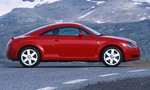 Audi TT už má 25 rokov, prvá generácia zaujala dizajnom i príliš pretáčavým charakterom