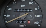 Stáčanie odometrov? Podvodníci ročne ošmeknú Slovákov až o 220 miliónov eur