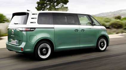 Predĺžený sedemmiestny Volkswagen ID.Buzz má viac koní, pohon 4x4 i väčšiu baterku