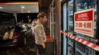 ZÁKAZ PREDAJA ALKOHOLU NA BENZÍNKACH: PO DEVIATEJ VEČER MÁTE SMOLU