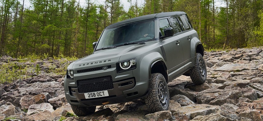 Nový Defender OCTA: Doposiaľ najodolnejší? Predstavili sebavedomé auto aj s cenou pre SR