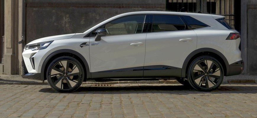 Nové Mitsubishi Grandis vychádza zo známeho Renaultu. V jednej veci ponúka viac ako originál
