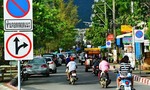 Thajsko na skútri: chaos, ktorý funguje. Európan by si ho však nemal mýliť s bezpečnou premávkou