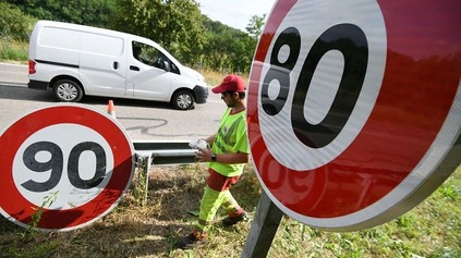 FRANCÚZI ODMIETLI PLOŠNÝCH 80 KM/H. SKORO POLOVICA DEPARTMENTOV SA UŽ VRÁTILA K DEVÄŤDESIATKE