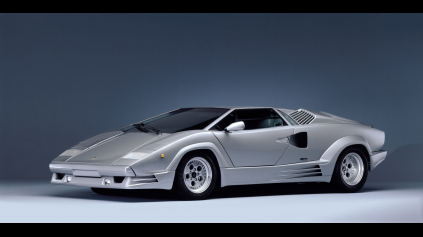 Pamätáte si na retro superšport Lamborghini Countach?