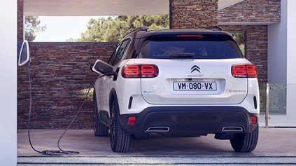 Nový Citroën C5 Aircross Hybrid ide do predaja. Za 25 990 eur, má to však dve podmienky