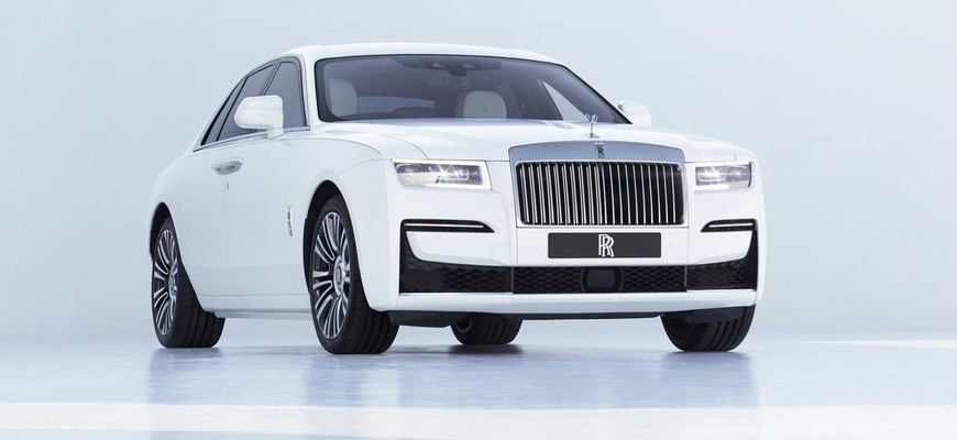 Rolls-Royce Ghost 2021 prichádza. S motorom 6.75 V12 Twin-turbo a zrýchlením 4,9 s