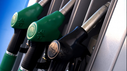 AMERIČANOV TRÁPI SPOTREBA. CHCÚ JU ZNÍŽIŤ NA POLOVICU