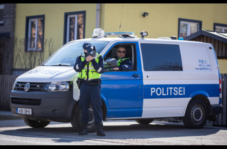 POKUTA ALEBO HODINU POČKÁTE. POLÍCIA TRESTÁ PO NOVOM