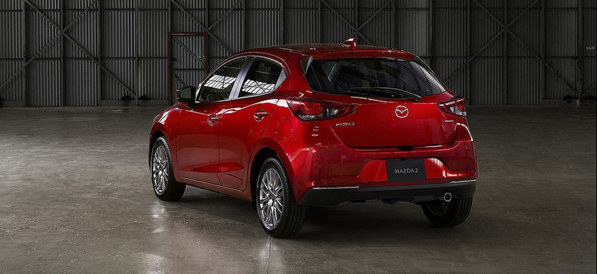 Modernizovaná Mazda 2 2020 bude mild-hybrid