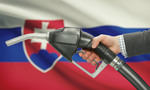 Tankovať budeme čoskoro ešte lacnejšie, benzín by mal klesnúť na nižšiu cenu