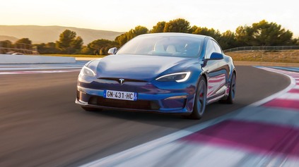 TESLA MODEL S NAJAZDILA VIAC AKO POL MILIÓNA KM. ČO NA NEJ MENILI A MÁ EŠTE PÔVODNÚ BATÉRIU?