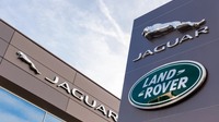 JLR BUDE PARALYZOVANÝ MESIACE, NIE DNI. DODÁVATELIA PREPÚŠŤAJÚ, ...