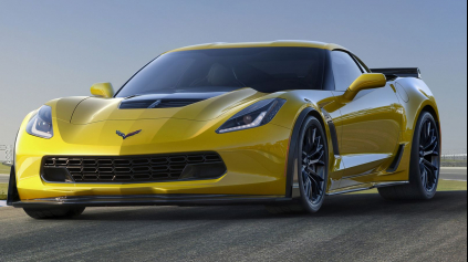 CORVETTE Z06 ZVLÁDNE STOVKU ZA 2,95 S