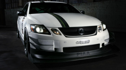 SEMA 2010: LEXUS PRITVRDIL A UPRAVUJE HYBRIDY