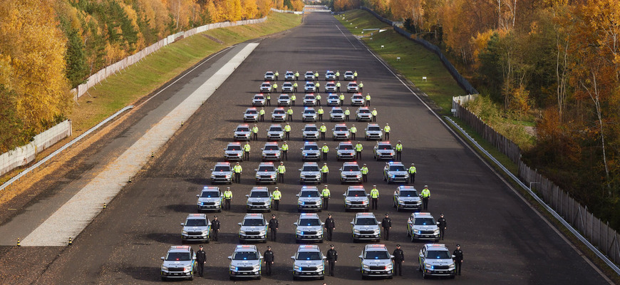 Polícia ČR dostane do konca roka 352 nových SUV Škoda Kodiaq