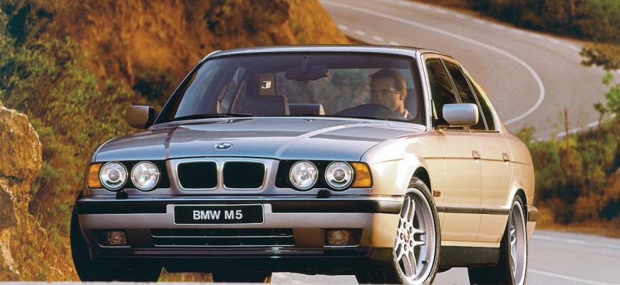 21 ročné BMW M5 drahšie ako súčasný model?