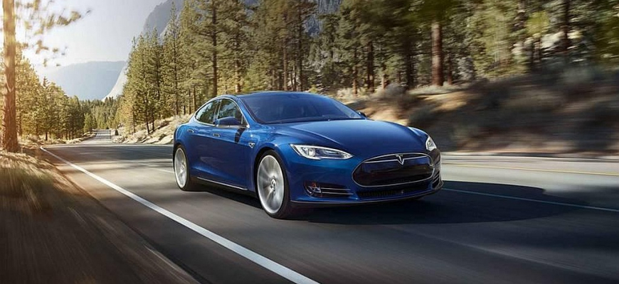 Tesla Model S zrýchli z 0-100 km/h len za 2,8s! Toto je tajomstvo jej zrýchlenia