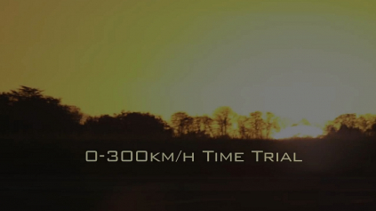 VIDEO: AKO VYPÁLIŤ Z 0 NA 300 KM/H POD 20S?