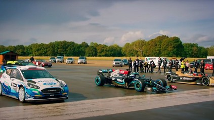 SÚBOJ TITÁNOV: FORMULA 1 VS WRC VS FORMULA E. KTO VYHRÁ DRAG RACE NA MOKREJ TRATI?