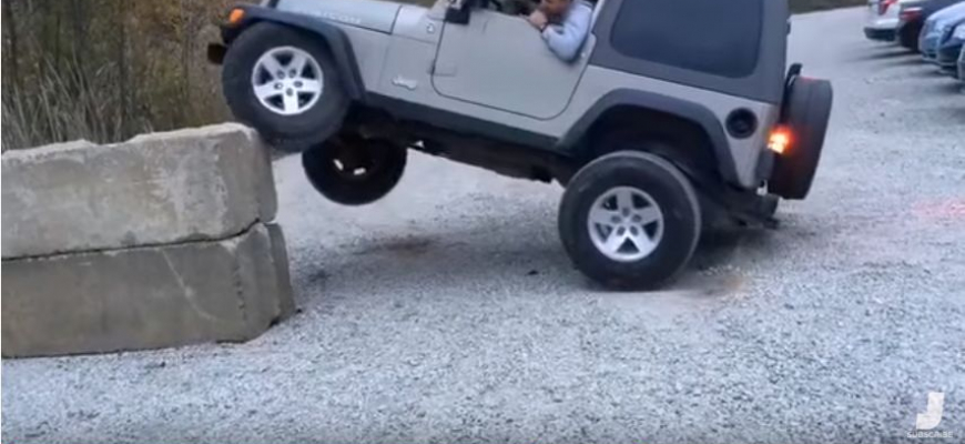 Jeep Wrangler schopnosťami dokáže prekvapiť nielen diváka :)