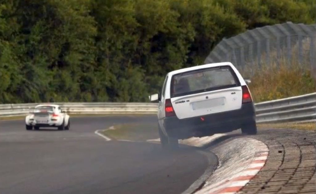 Citroen AX 14D dal Nurburgring pod 10 minut