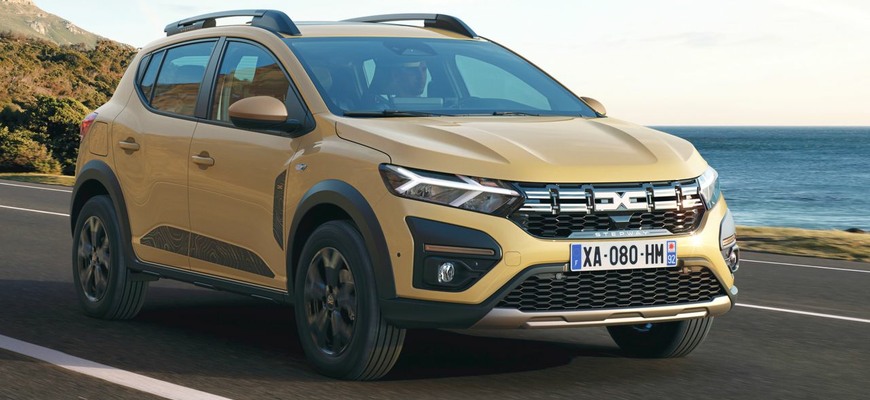 Na ceste je elektrická Dacia Sandeo. O možnosť kúpiť si ju so spaľovacím motorom ale neprídeme