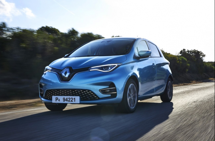 RENAULT TESTUJE NABÍJANIE POČAS JAZDY. ZATIAĽ JE NA TEMPE 110 KM/H