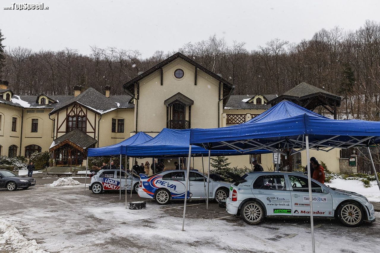 Ostrý vozový park: Škoda Octavia WRC a 2x Škoda Fabia WRC