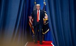 Trump pritvrdzuje voči EÚ. Európske automobilky čaká v USA nový colný šok!
