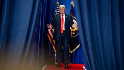 TRUMP PRITVRDZUJE VOČI EÚ. EURÓPSKE AUTOMOBILKY ČAKÁ V USA NOVÝ COLNÝ ŠOK!