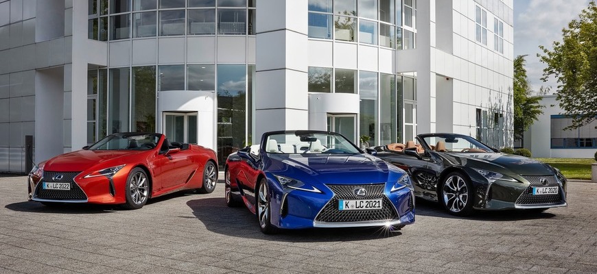 Prehľad modelov Lexus Cabrio za štvrťstoročie produkcie