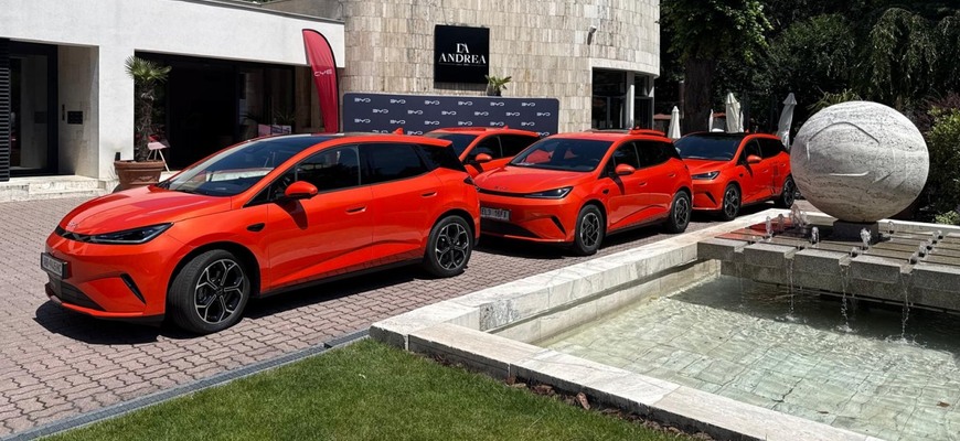 BYD DOLPHIN G DM-i prichádza na Slovensko. Má niečo, čo dnes konkurencia neponúka